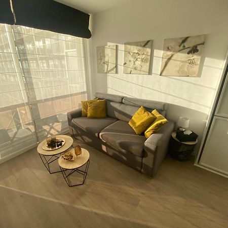 Zonnige Studio Hartje Nieuwpoort-Bad Met Parkeerplaats Apartment Bagian luar foto